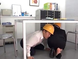 Quickie Fucking In The Office With A Hot Culo Japanese Assistant