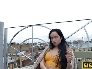 Sis.pornography. Lovely Dark Haired Smokes A Ciggie And Blows A Dick At Once