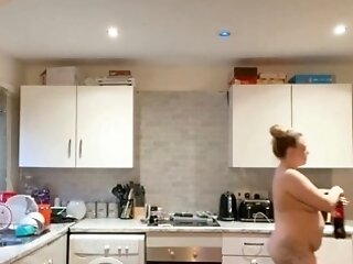 Inexperienced Stepmom Does Explicit Naked Cleaning Along With Real Unexperienced Teenagers