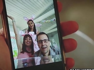 Dude In Bunny Costume Fucks Mouth And Cootchie Of Pretty Honey Avi Love